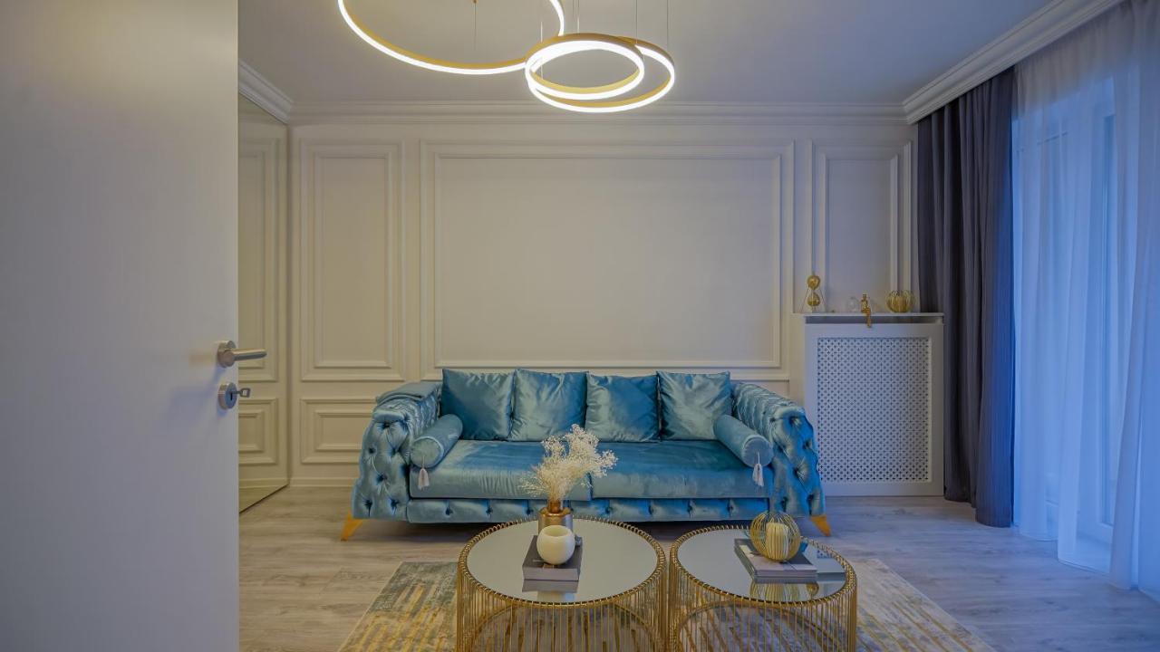 Kua Luxury Loft Coresi דירה בראשוב