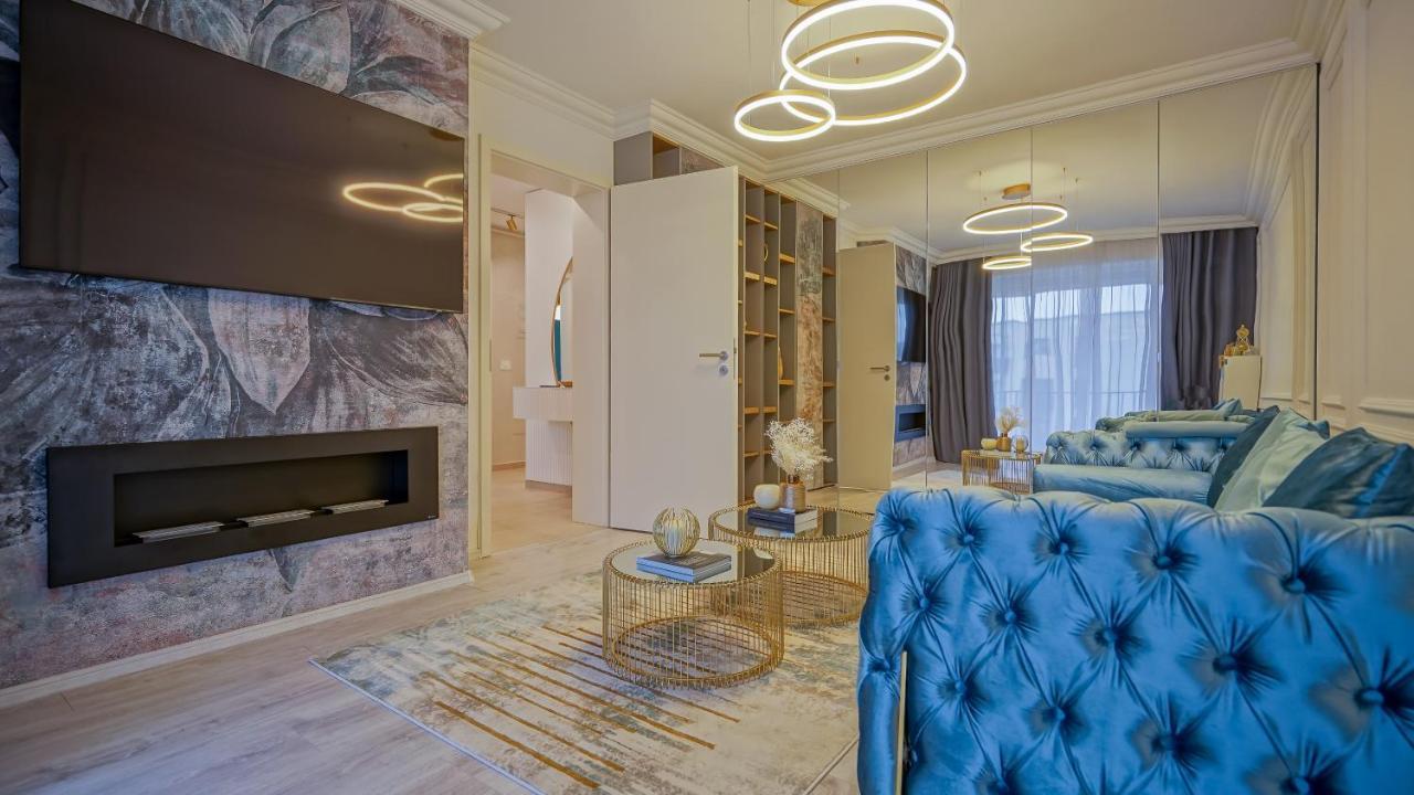 Kua Luxury Loft Coresi דירה בראשוב