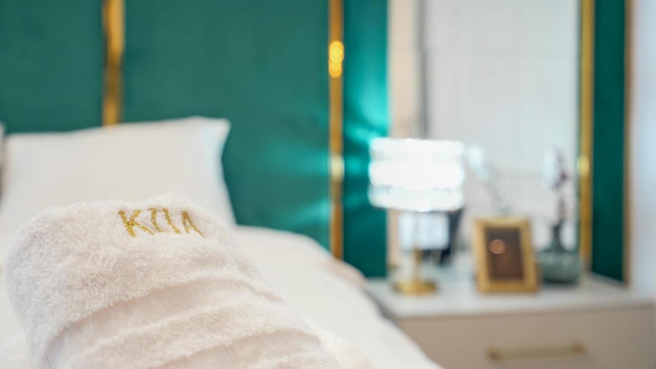 Kua Luxury Loft Coresi דירה *